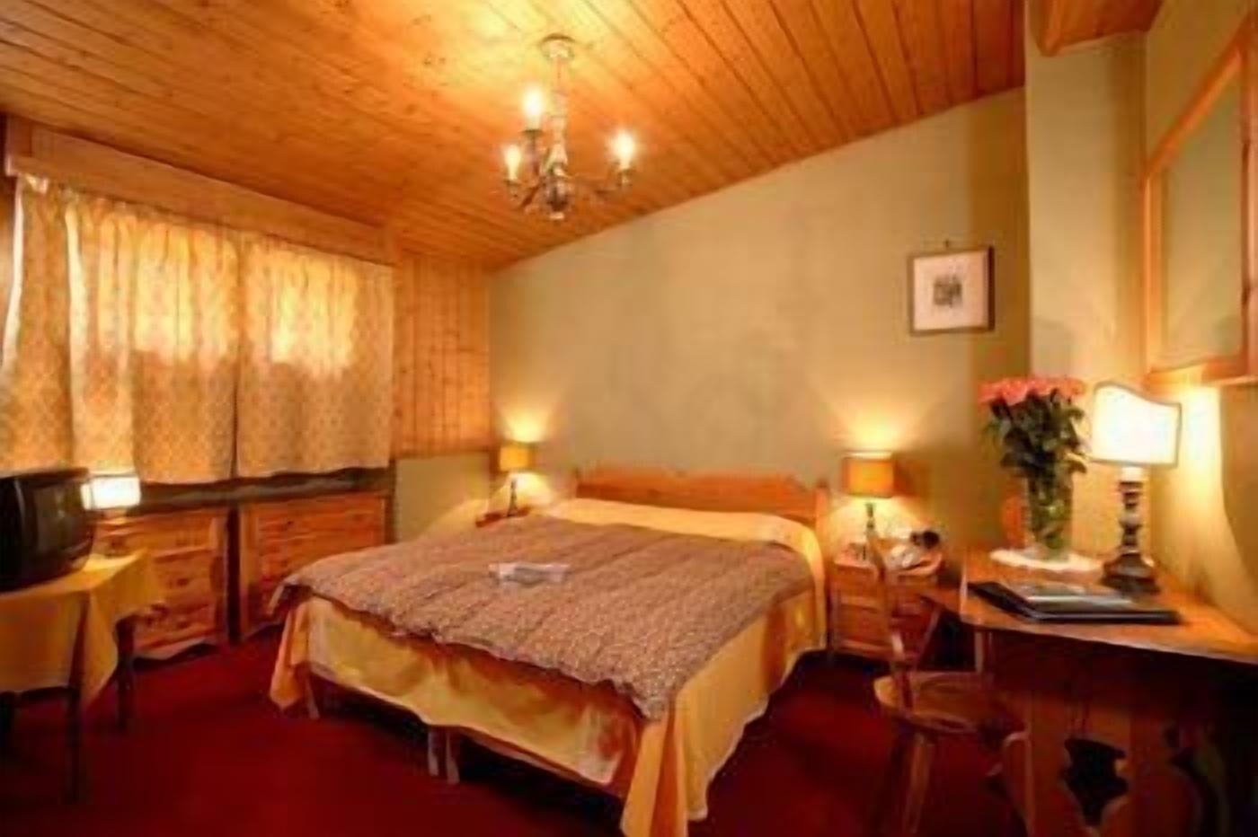 Hotel Pontechiesa Cortina dʼAmpezzo Exterior foto
