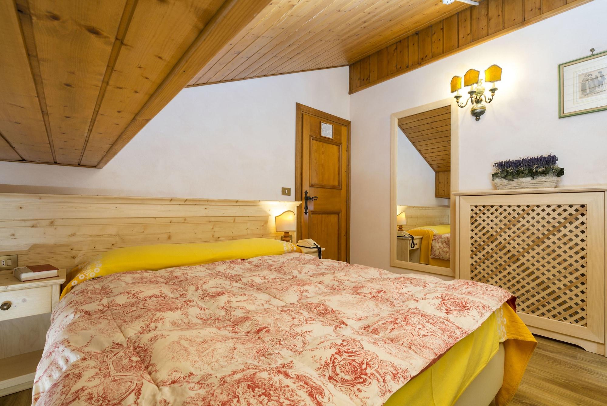 Hotel Pontechiesa Cortina dʼAmpezzo Exterior foto