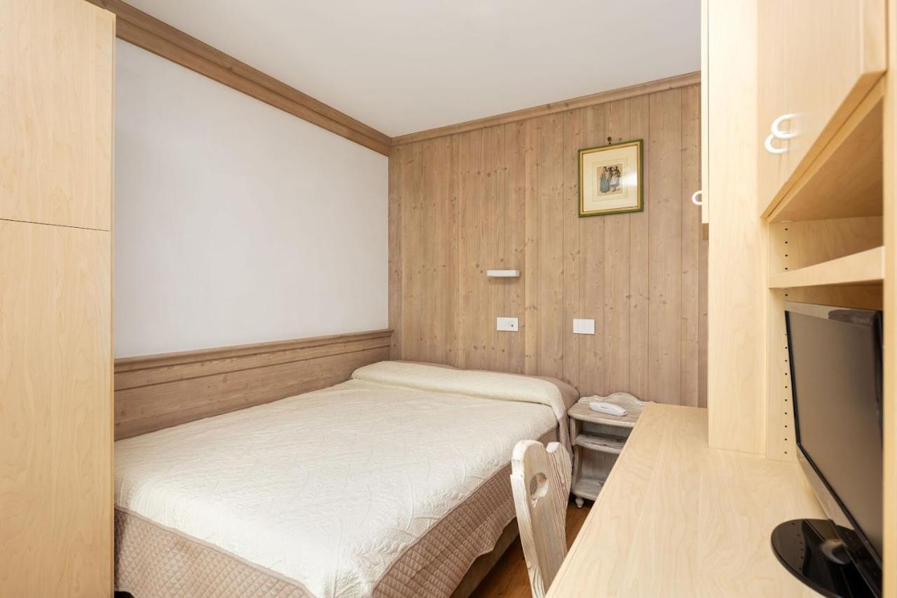 Hotel Pontechiesa Cortina dʼAmpezzo Exterior foto