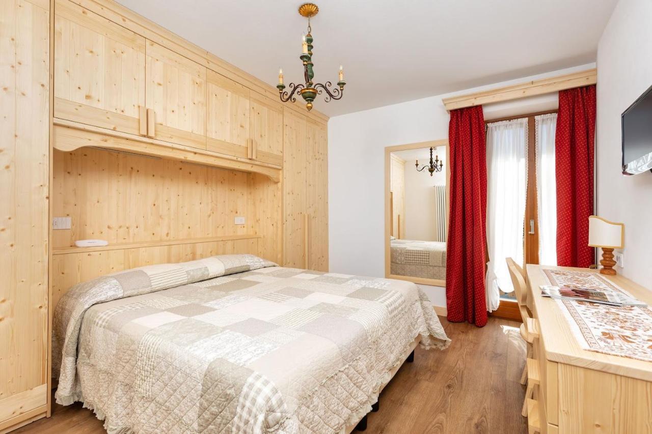 Hotel Pontechiesa Cortina dʼAmpezzo Exterior foto